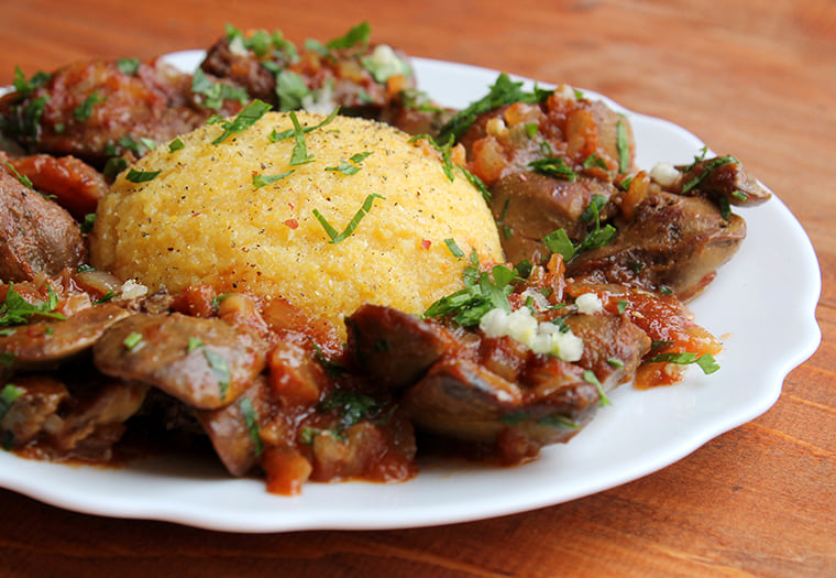 Деликатес под лупа: дали треба да вклучиме црн дроб во менито или не?(рецепт)