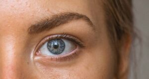 Овие 3 навики ќе ви помогнат да се справите со подочњаци