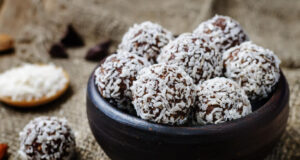 Брзи кокосови топчиња