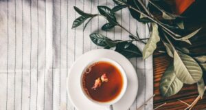 Постои разлика помеѓу ладен и топол чај. Откријте кој е поздрав