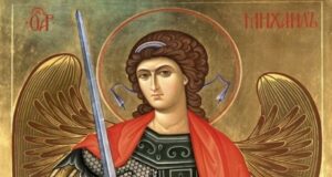 Православните верници слават Собор на Свети Архангел Михаил