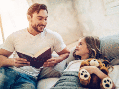 Приказните за добра ноќ делуваат како терапија за децата