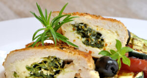 Рецепт: Роловано пилешко со спанаќ и сирење