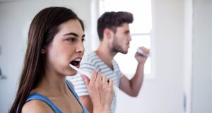 Колку време ви е потребно да ги четкате забите? Научниците имаат одговор