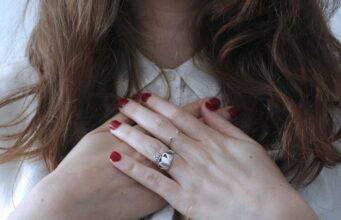 Дали се борите со ниска самодоверба? Еве каде грешите…