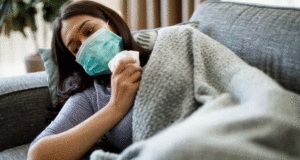 Симптомите на Омикрон се различни од другите видови, не треба да ги игнорирате!