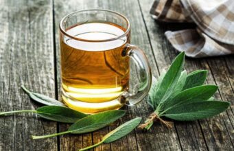 Чај од жалфија: Зошто е толку добар за здравјето?