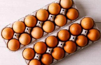 Да, јајцата можат да ви помогнат да изгубите тежина. Еве како…