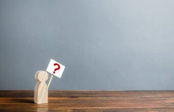 Гатанки за деца: Има многу заби, но ништо не јаде, што е тоа?