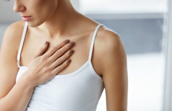 Дали понекогаш го слушате чукањето на вашето срце додека лежите? Еве што треба да знаете