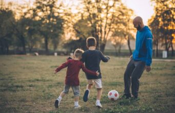 Пет начини како да ја подигнете самодовербата кај децата