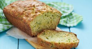 Леб- колач со тиквички и сирење (рецепт)