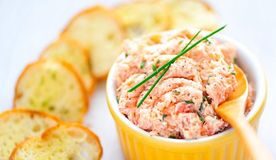 Домашен лут намаз со туна (рецепт)