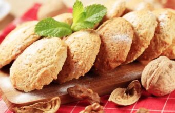 Колачиња со ореви