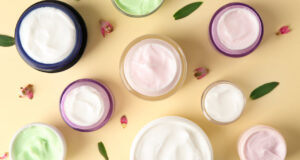 Уреата е важна состојка во кремите за нега на сува кожа во текот на зимата