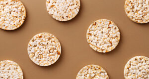 Оризови бисквити, здрава ужина