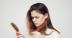 Дали сакате вашата коса да расте побрзо?