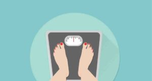 Отстранете ги масните наслаги: Народен лек од само пет состојки е вистински сојузник на слабеењето!