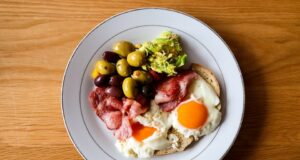 Кога е вистинското време за првиот оброк?