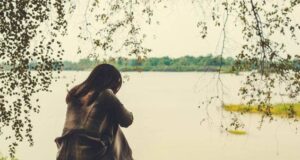 Според експертите, шест знаци дека се плашите од осаменост