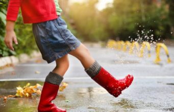 Пешачење на дожд: Ви носиме одлични причини зошто тоа треба да го правите почесто