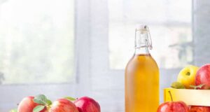 Сосема природно: користете оцет за да ја отстраните бојата од косата