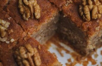 Каридопита: Грчка торта со ореви која има прекрасен вкус на два начина