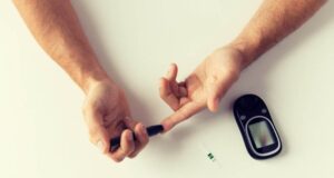 СИМПТОМИ кои укажуваат на висок шеќер во крвта