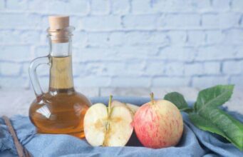 Испијте една лажичка јаболков оцет пред спиење: Резултатот е неверојатен