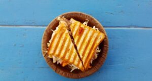 Знаете ли кој народ прв го измисли тост лебот? Вака го печеа…