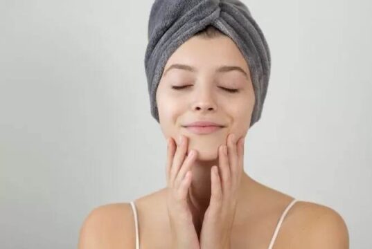 Како да се грижите за вашата кожа во зима