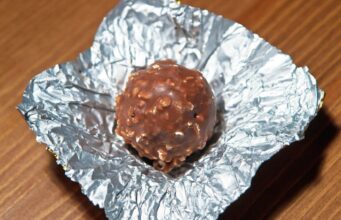 Топчиња со путер од кикирики