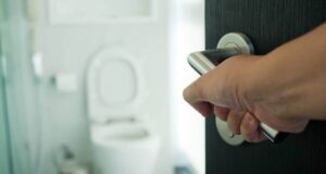 Дали одите премногу често во тоалет? Може да укаже на сериозни здравствени проблеми