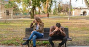 Пет сосема нормални прашања што луѓето се срамат да ги постават во врска