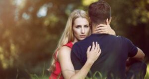 Психолог објаснува: Четири индикатори дека имате работа со МАНИПУЛАТОР