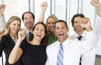 Како да бидете посреќни на работа…