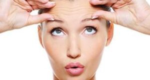 Избришете ги брчките со авокадо