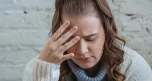 Ослободете се од ТЕШКИТЕ МИГРЕНИ за само пет минути, без лекови