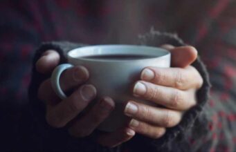 Народен лек на АНТИЧКИТЕ МАИ: Остатоците од овој зеленчук секогаш ги фрлате