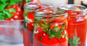 ПИПЕРКИ ВО ТЕГЛА по стар УНГАРСКИ рецепт подгответе двојна мерка: Освежителна зимска храна која ќе ја подготвувате секоја година