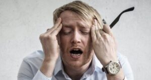 Четири знаци кои откриваат дека пиете премногу кофеин