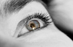 10 вообичаени нарушувања на очите на кои треба да обрнете внимание