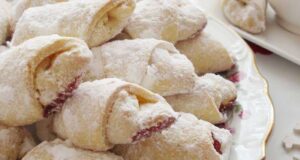 ЏЕМ КИФЛИЧКИ по стар рецепт – убави, меки и ронливи, се топат во уста!