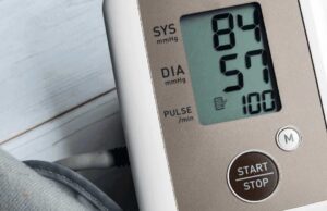 Кардиологот проф. д-р Небојша Тасиќ: Кога нискиот крвен притисок станува опасен!!!