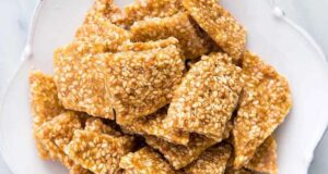 Крцкави сусамки, толку ЛЕСЕНИ за правење! Со сусам, шеќер и мед