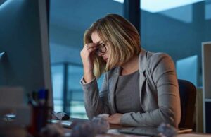 Нормално е да сте уморни повремено, но не секој ден! Еве 11 можни причини зад постојаниот замор