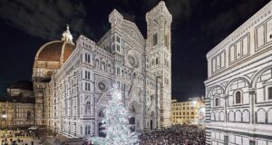 Од север кон југ, еве ги најубавите новогодишни елки во Италија (ВИДЕО)