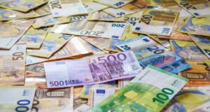 Паричен хороскоп за 2024 година! Бикови штедете до мај, а овој знак ќе доживее финансиски просперитет по 12 години