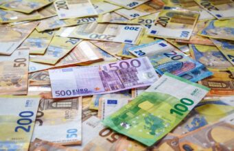 Паричен хороскоп за 2024 година! Бикови штедете до мај, а овој знак ќе доживее финансиски просперитет по 12 години