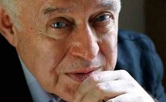 ПОЗНАТ ПСИХИЈАТАР ПРЕДУПРЕДУВА: НИКОГАШ никому не давајте ОБЈАСНУВАЊА за овие 9 работи